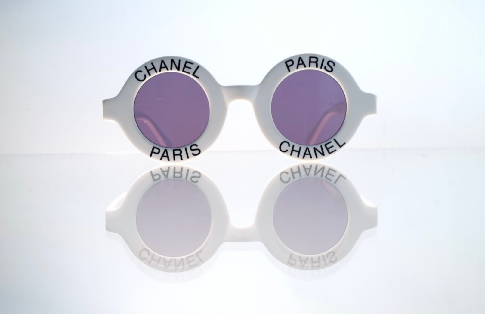 Chanel 01945