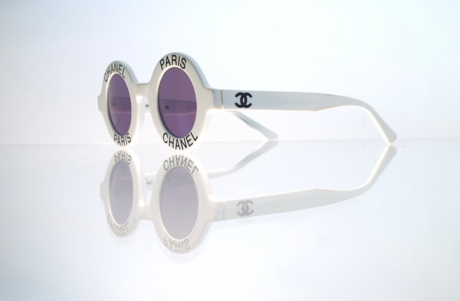 Chanel 01945