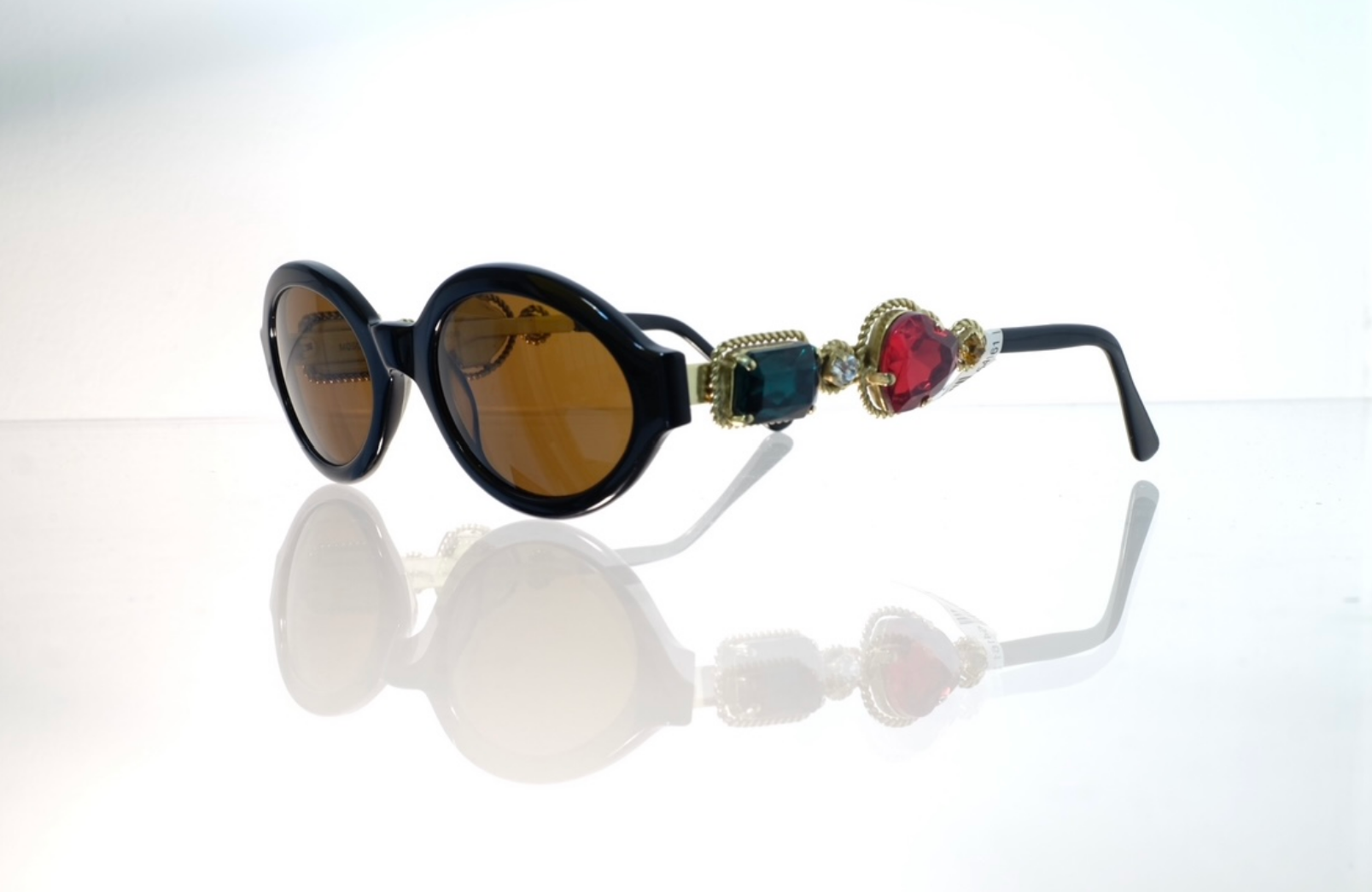 Moschino M268